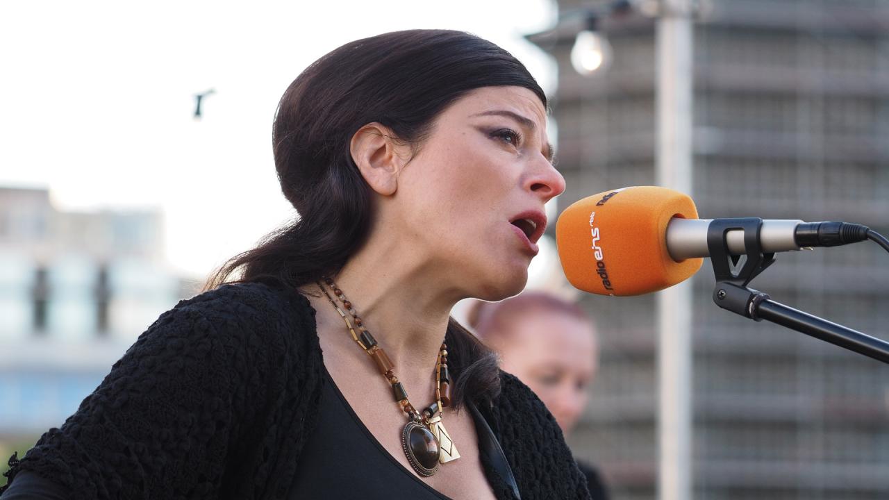 Gemma Ray beim Sommer auf dem dach © Jochen Saupe/radioeins