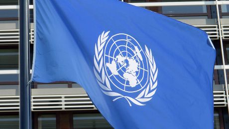 Flagge der Vereinten Nationen © imago images/JOKER