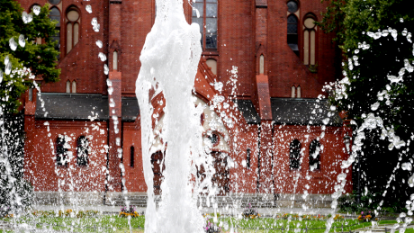 Ludwigkirchplatz mit Brunnen © radioeins/Warnow