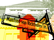 Straßenschild - Manfred-von-Richthofen-Straße