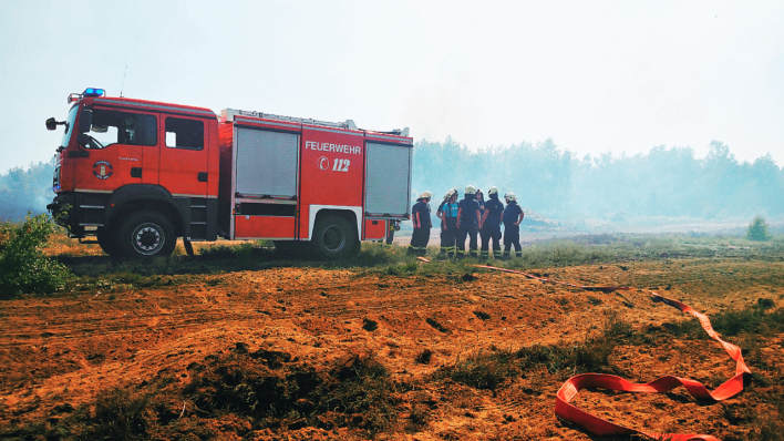 Die Feuerwehr auf dem ehemaligen Truppenübungsplatz bei Jüterbog im Einsatz © rbb/Stefanie Brockhausen
