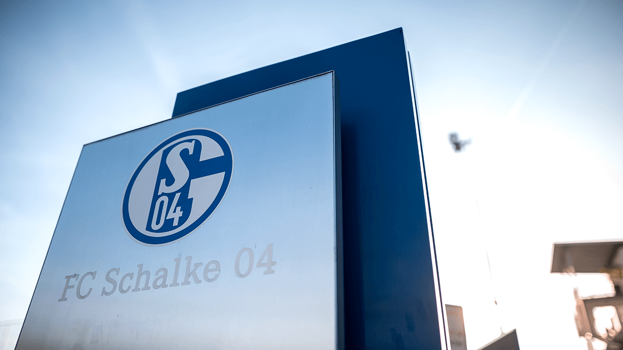 FußballKolumne Dauerkrise Bei Schalke geht es drunter
