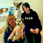 Bettina Rust und Anja Rützel - und die zwei Hunde Yuri & Ellie
