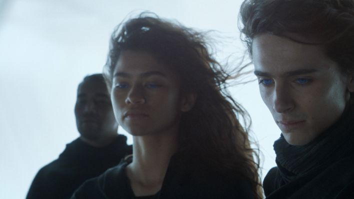 Zendaya (Chani) und Timothee Chalamet (Paul Atreides) in "Dune" (undatierte Filmszene) © imago images/Picturelux Zendaya (Chani) und Timothee Chalamet (Paul Atreides) in "Dune" (undatierte Filmszene) © imago images/Picturelux