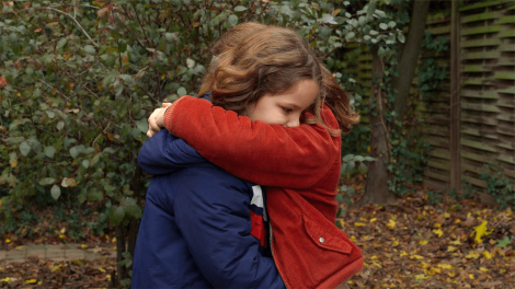 Gabrielle Sanz und Joséphine Sanz in "Petite Maman – Als wir Kinder waren" © Pyramide Films