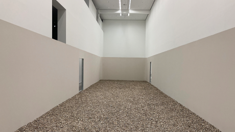 Nina Canell mit "Tectonic Tender" in der Berlinischen Galerie