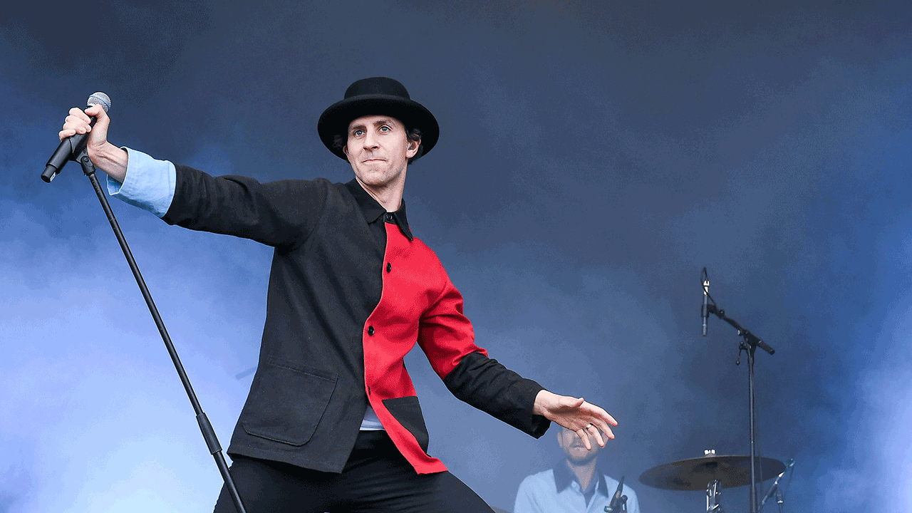 Maxïmo Park-Sänger Paul Smith bei den Tempelhof Sounds