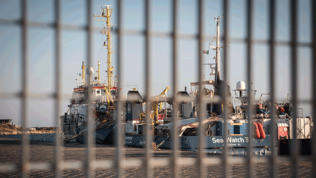 Die Sea-Watch 3 liegt beschlagnahmt im Hafen von Licata
