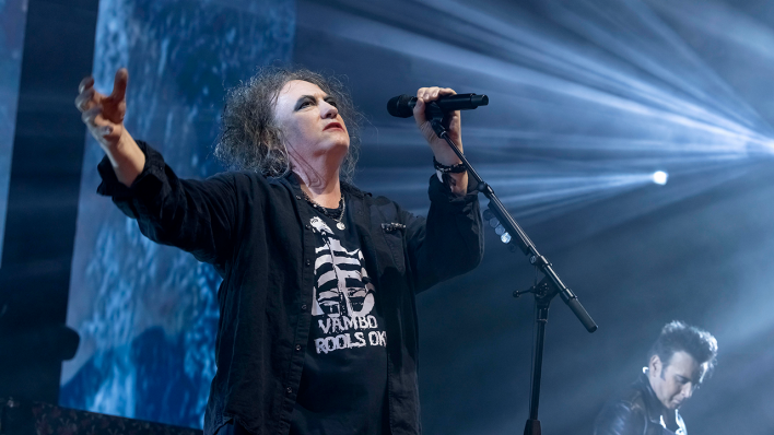 The Cure-Sänger Robert Smith beim Konzert der Band in der Mercedes Benz Arena in Berlin