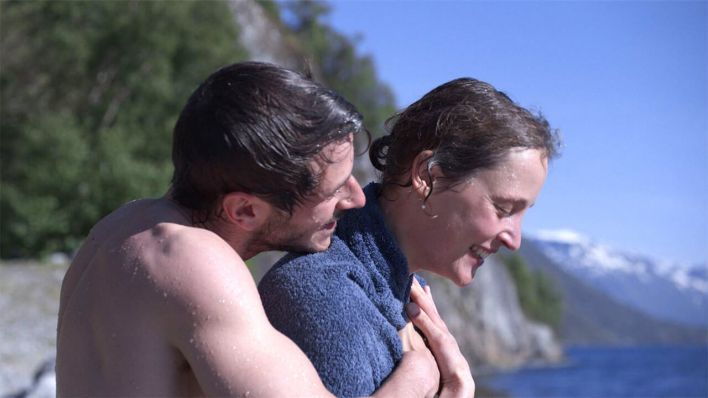 Vicky Krieps und Gaspard Ulliel in "Mehr denn je" © Jour2fête Vicky Krieps und Gaspard Ulliel in "Mehr denn je" © Jour2fête