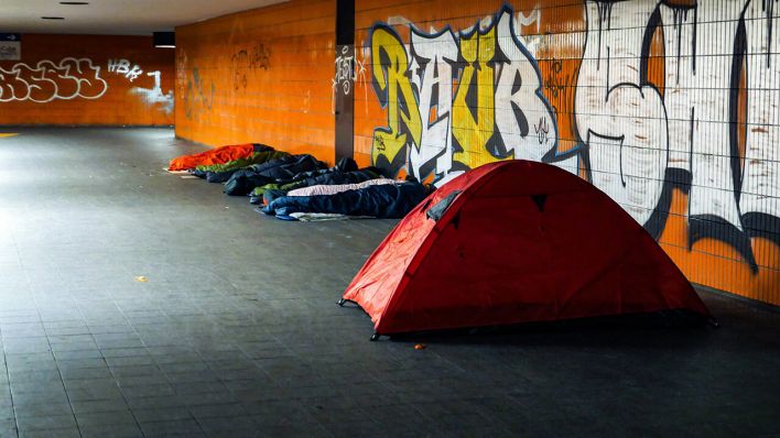 Obdachlose in Berlin © imago images/Jürgen Ritter