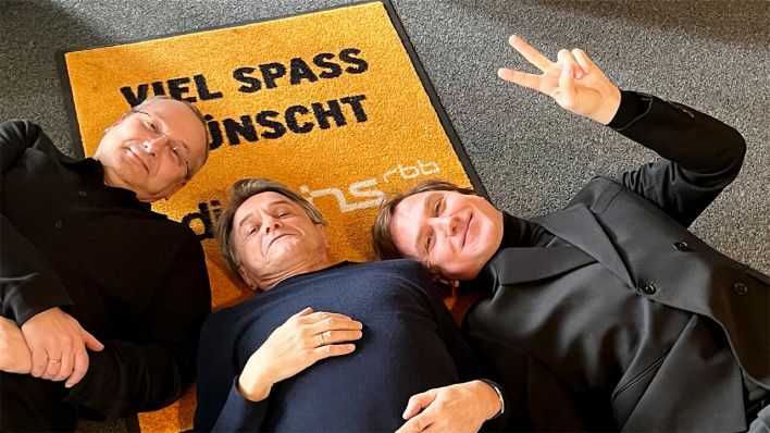 Knut Elstermann zusammen mit Lars Eidinger (re.) und Reiner Holzemer (mi.) © radioeins/Chris Melzer