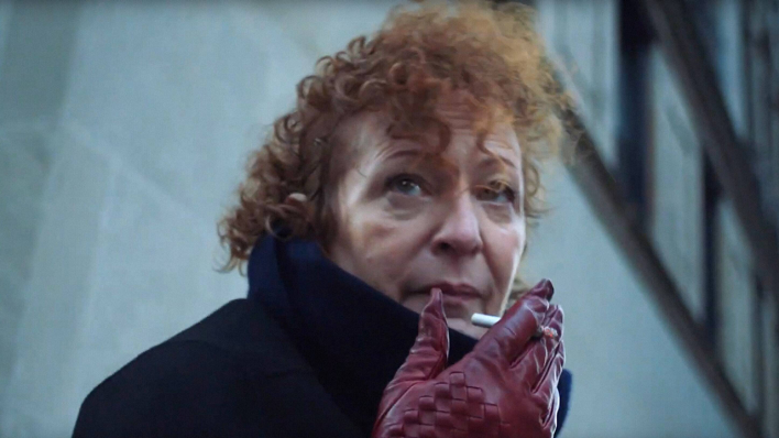 Nan Goldin in "All the Beauty and the Bloodshed" © IMAGO / Everett Collection Nan Goldin in "All the Beauty and the Bloodshed" © IMAGO / Everett Collection