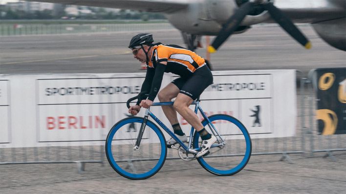 Henrik Barth beim "8bar Crit"-Rennen auf der Velo Berlin © VELOBerlin/Stefan Haehnel