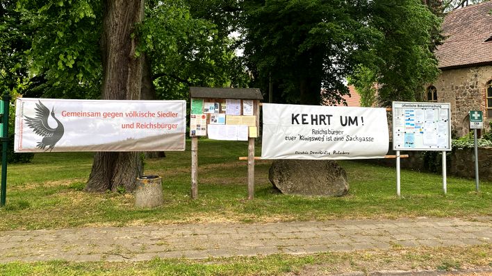 Protest gegen völkische Siedler und Reichsbürger © radioeins/Rethmeier