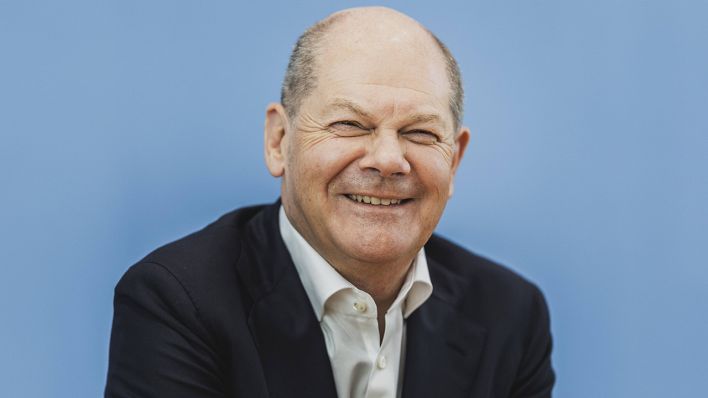Bundeskanzler Olaf Scholz stellt sich am 14.07.2023 den Fragen der Jornalisten in Berlin © imago images/photothek