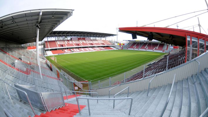 Leeres Stadion der Freundschaft, Heimspielstätte von Energie Cottbus © imago images/Matthias Koch