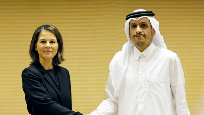 Riad am 11. November: Bundesaußenministern Annalena Baerbock (Bündnis 90/Die Grünen), trifft Mohammed bin Abdulrahman bin Jassim Al Thani, Ministerpräsident und Außenminister des Staates Katar © IMAGO / photothek
