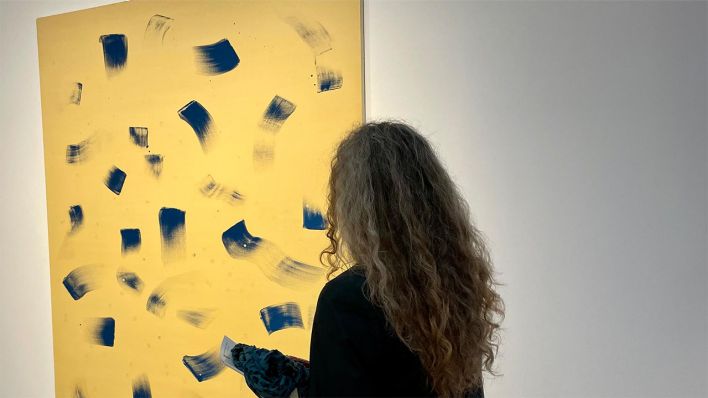 Die Retrospektive von Lee Ufan ist im Hamburger Bahnhof zu sehen. © rbb/Marie Kaiser)