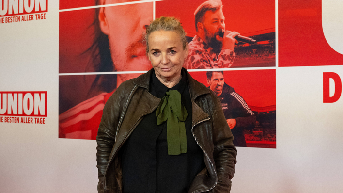 Regisseurin Annekatrin Hendel bei der Premiere ihrer Doku "Union - Die Besten aller Tage" © IMAGO / Matthias Koch