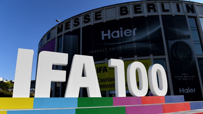 IFA 100 © Zacharie Scheurer/dpa