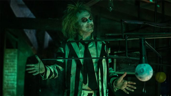 Michael Keaton in "Beetlejuice Beetlejuice" © Warner Bros. Entertainment Inc. Michael Keaton in "Beetlejuice Beetlejuice" © Warner Bros. Entertainment Inc.
