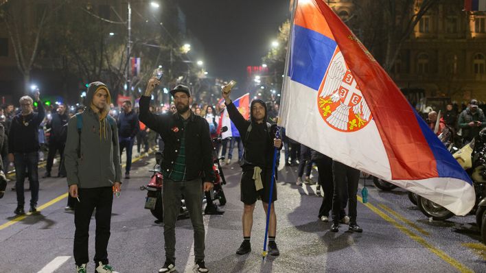 Große Anti-Korruptions-Kundgebung unter der Leitung von Universitätsstudenten in Belgrad, Serbien © Marko Drobnjakovic/AP/dpa