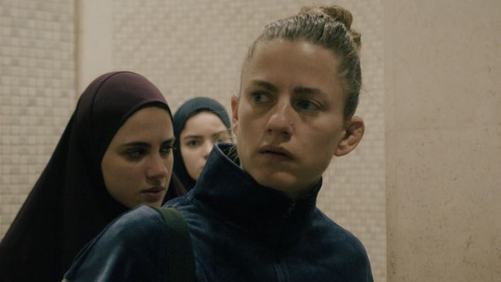 Florentina Holzinger in "Mond" © Grandfilm