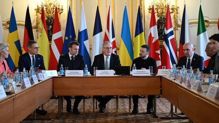 Ukraine-Gipfel in London: Großbritannien und Frankreich wollen einen Plan für eine Waffenruhe in der Ukraine ausarbeiten © IMAGO / i Images