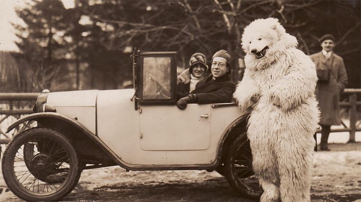 Käte Frank: Käte Frank und ihr Bruder Hans Lichtenstein, Berlin, 1928, Amateurfotografie © Privatsammlung von Rebekah Kortokraks