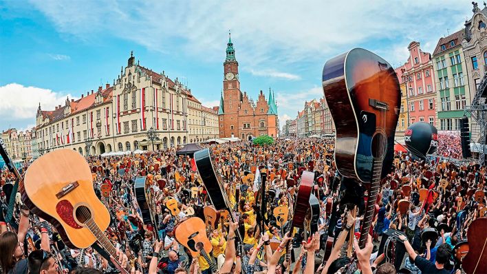 EIN TAG AUS BRESLAU, "Knackt Wrocław den Gitarren-Weltrekord?" © rbb/Agata Wladyczka