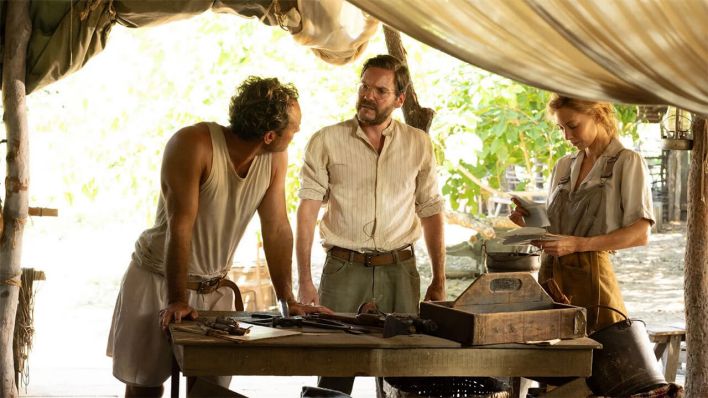 Jude Law und Daniel Brühl in "Eden" © LEONINE Jude Law und Daniel Brühl in "Eden" © LEONINE