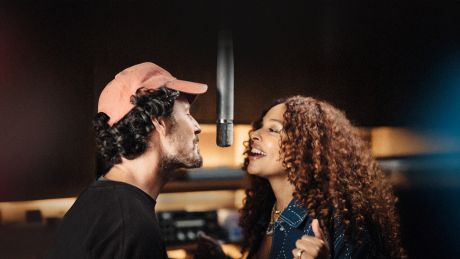Max & Joy – Komm näher © ARD Kultur/Oliver Helbig/Discodöner