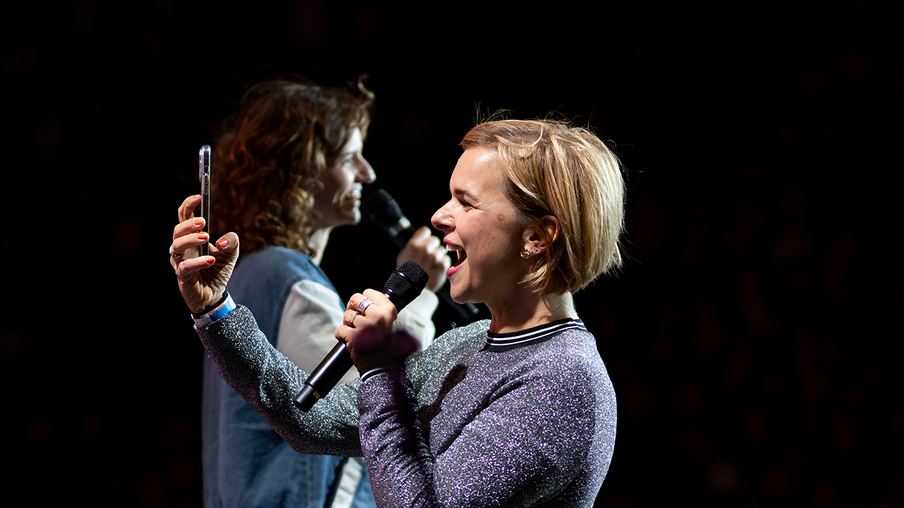 Kerstin Hermes und Julia Menger