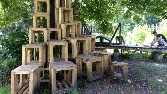 Holzinstallation
