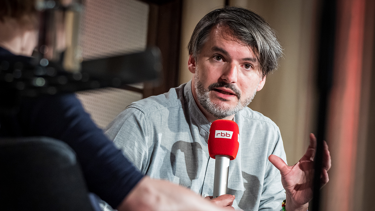 Saša Stanišić im Kleinen Sendesaal des rbb