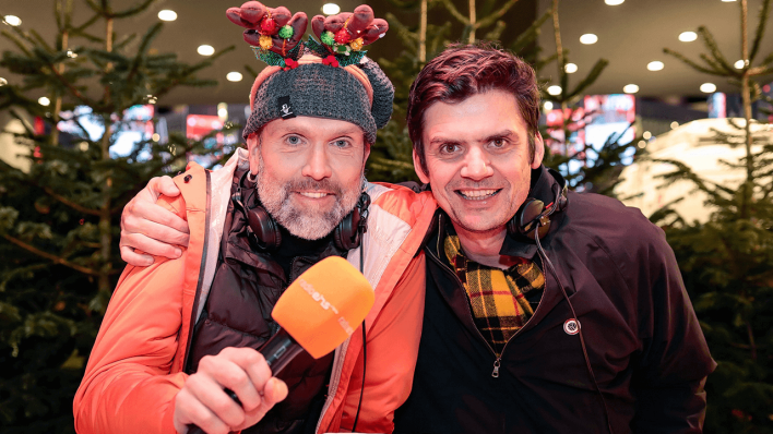 Das radioeins Weihnachtssingen auf dem Mercedes Platz