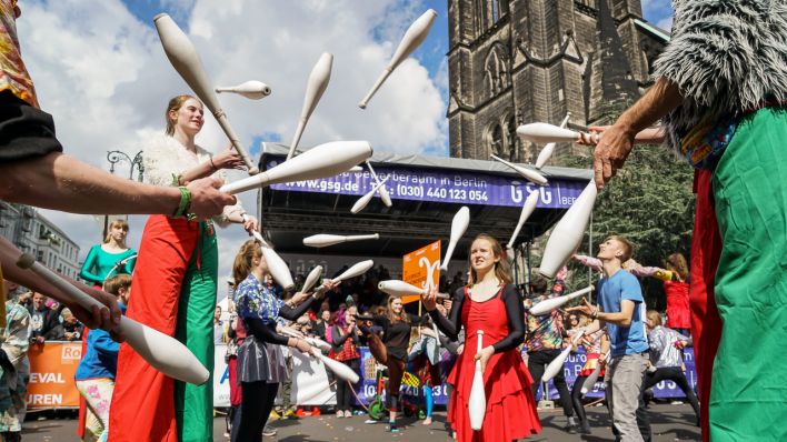 Impressionen des bunten Straßenumzugs © radioeins/Frederic Schweizer