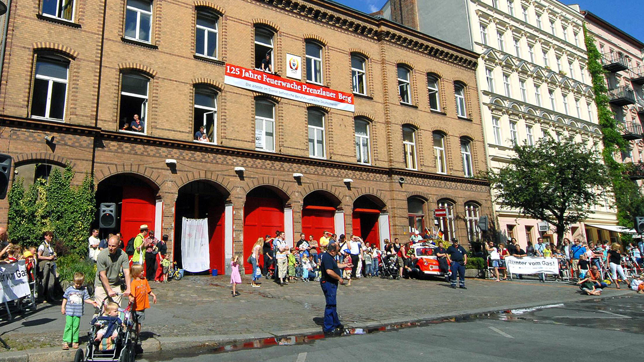 Feuerwache Oderberger Straße (© imago/PEMAX)