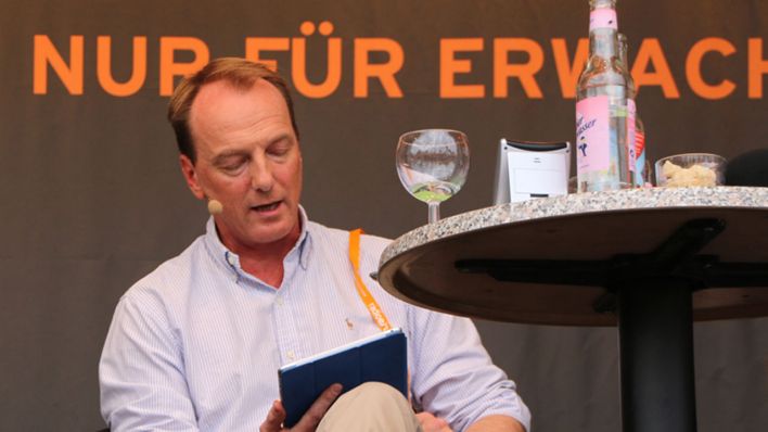 Parkgast der Woche: Autor Marc Elsberg liest aus seinem neuen Roman "Thriller" © radioeins