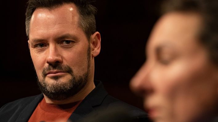 Juli Zeh und Simon Urban lesen aus "Zwischen Welten"
