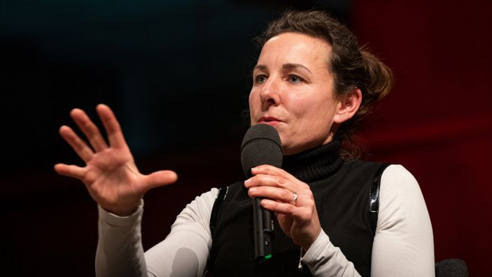 Juli Zeh und Simon Urban lesen aus "Zwischen Welten"