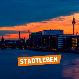 Stadtleben © IMAGO/CHROMORANGE