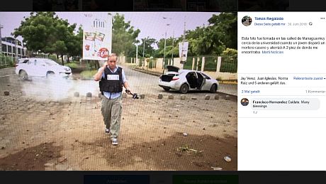Tomás Regalado: Esta foto fue tomada en las called de Managua muy cerca de la universidad cuando un joven disparó un mortero casero y aterrizó A 2 piez de donde me encontraba. Tomás Regalado: Esta foto fue tomada en las called de Managua muy cerca de la universidad cuando un joven disparó un mortero casero y aterrizó A 2 piez de donde me encontraba.