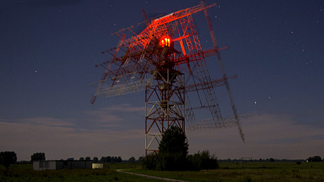 Dreh- und schwenkbare Antenne in Nauen