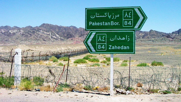 Wegweiser nach Zahedan und Pakistan