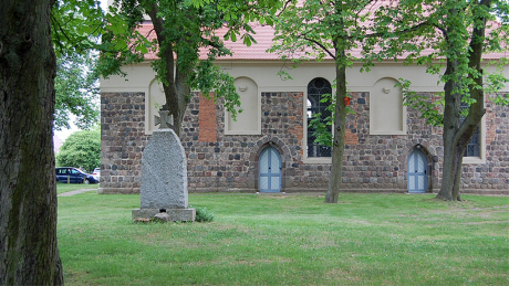 Dorfplatz Röddelin © Katrin Bohm-Berg Dorfplatz Röddelin © Katrin Bohm-Berg