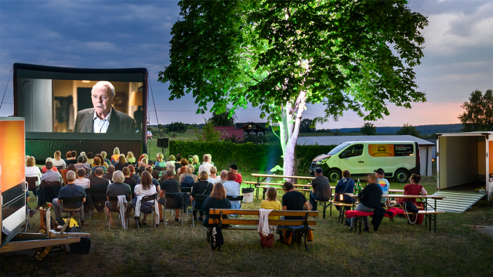 Mobiles Kino Uckermark @ Tom Schweers Mobiles Kino Uckermark @ Tom Schweers